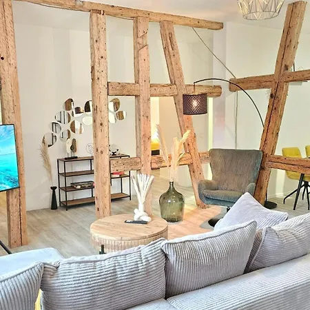 Design-apartment I Boxspring I Nespresso I Balkon I Basel 10 Km I Parkplatz Apartment